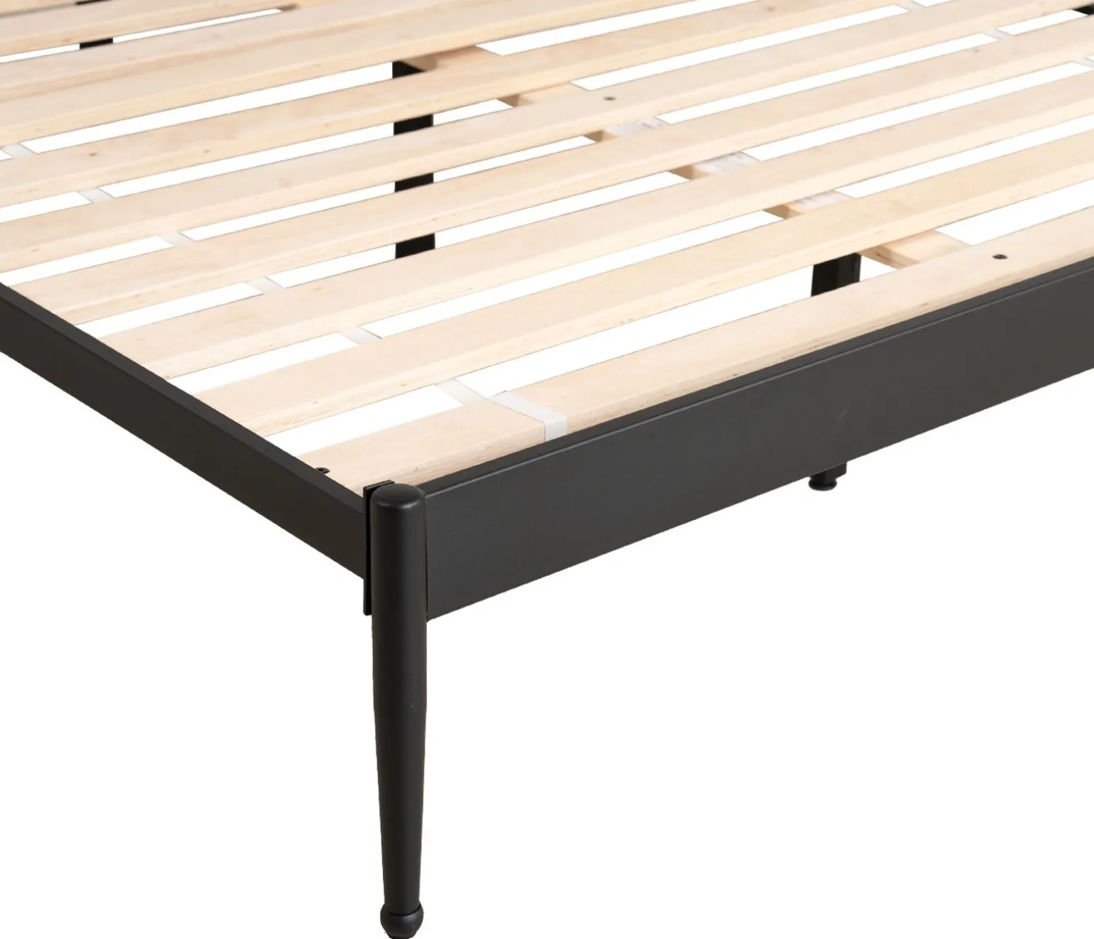 Carter King Traditional Bed