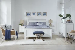 Cottage Queen Panel Bed