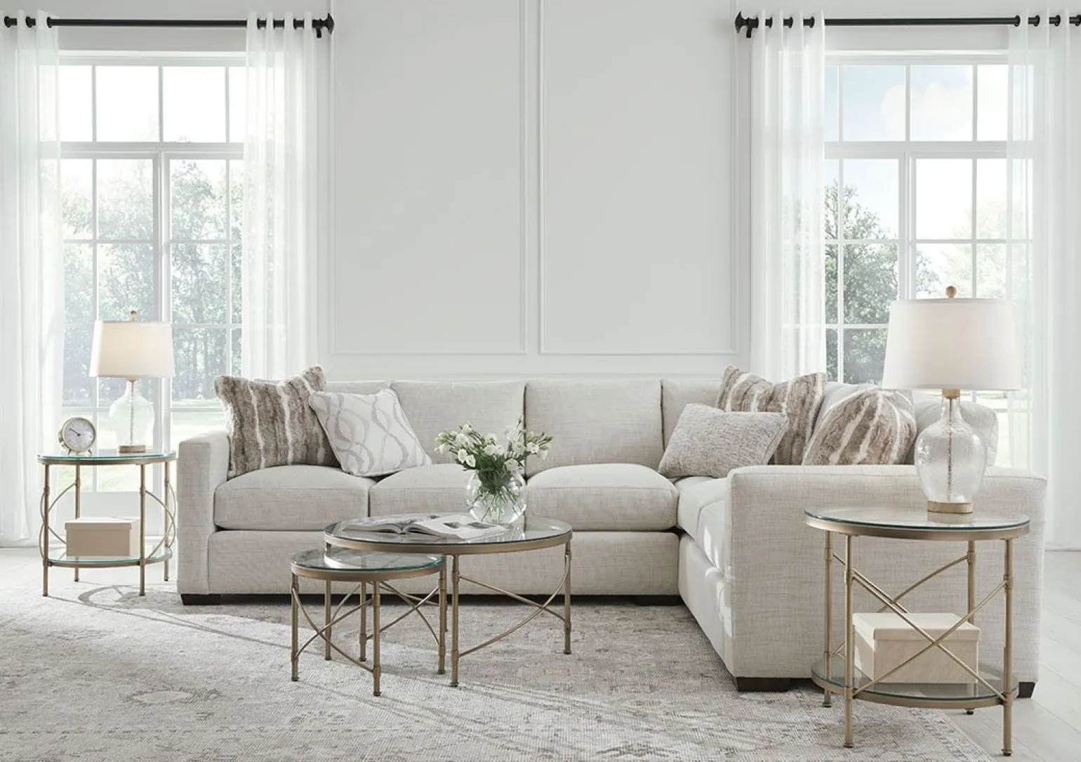Giovanna Round End Table