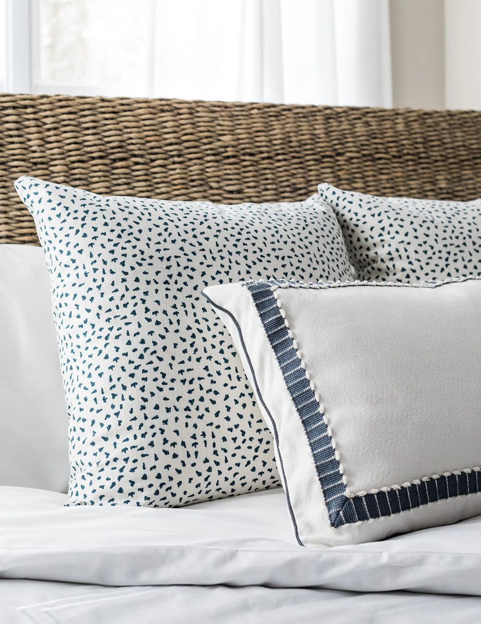 Hugo Border Pillow