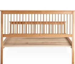 Shaker Queen Spindle Bed