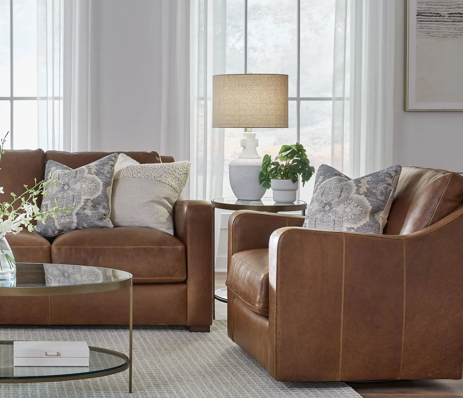 Ventura Leather Swivel Chair